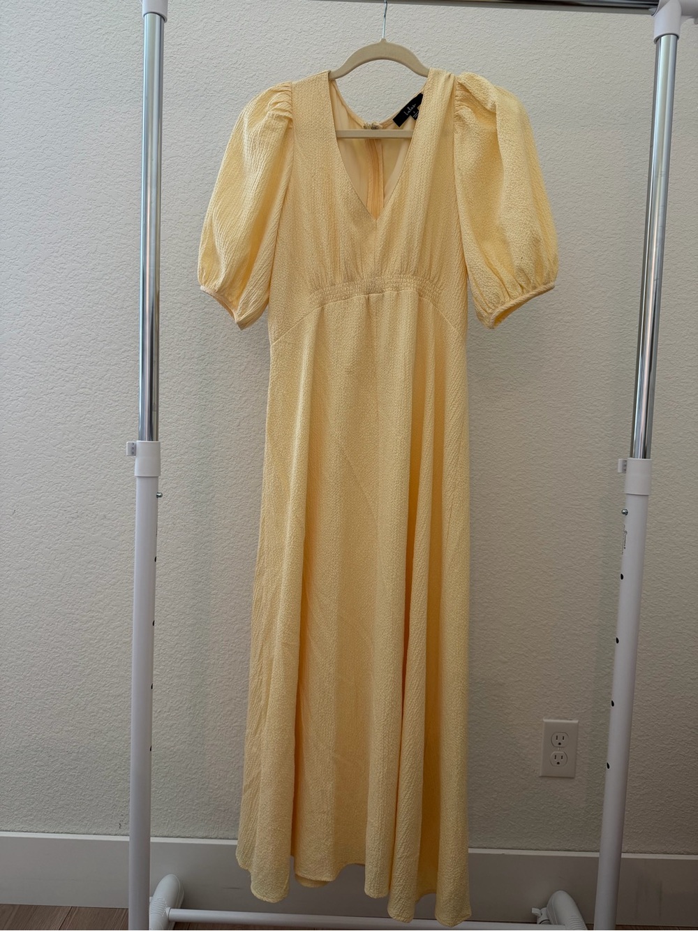 Lulu's Pale Yellow Puff-Sleeve Maxi Dress